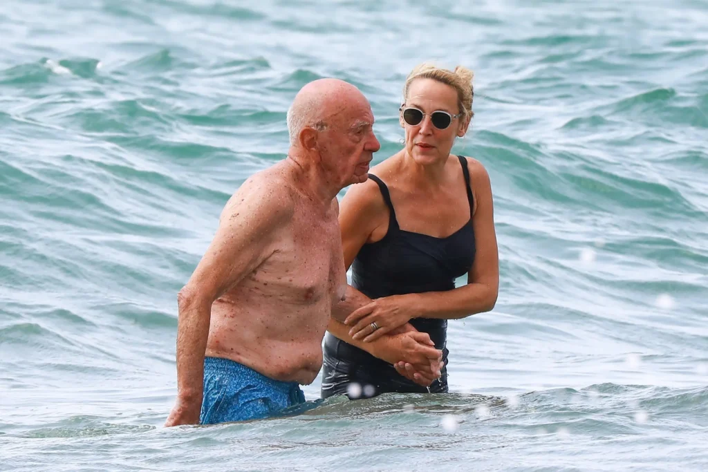 Former Supermodel Jerry Hall, 65, Files for Divorce from Media Mogul Rupert Murdoch, 93, Despite His $19.9 Billion Fortune, Citing ‘Irreconcilable Differences’