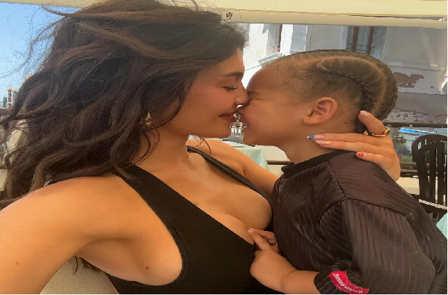 Adorable Moment, Kylie Jenner Shares Sweet Mother-Son Moment