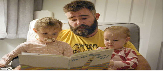 https://firstrol.com/jason-kelce-says-daughter-wyatt-is-doing-great-in-preschool-teachers-have-nothing-but-rave-reviews-adding-shes-really-taking-after-kylie-read-more/