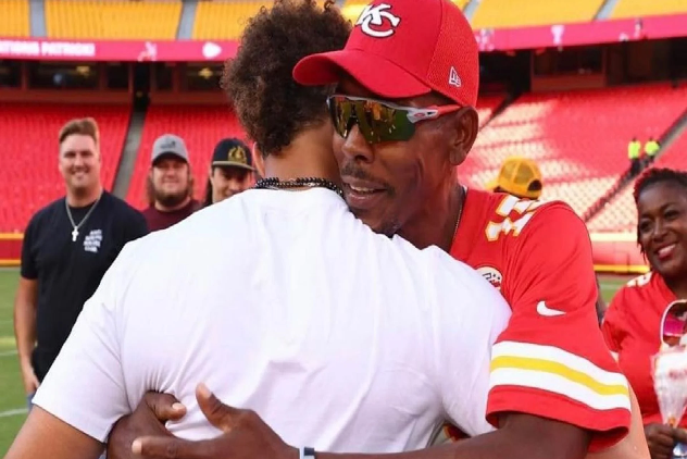 Patrick Mahomes' father back in trouble with the courts